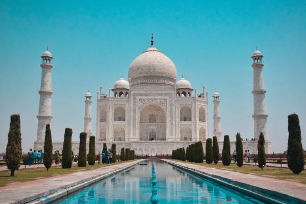 tourist packages for Agra